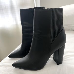 High heel boots